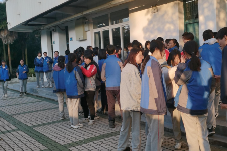 沃瑞眼科走進(jìn)安慶九中，開展眼健康公益體檢活動(dòng)